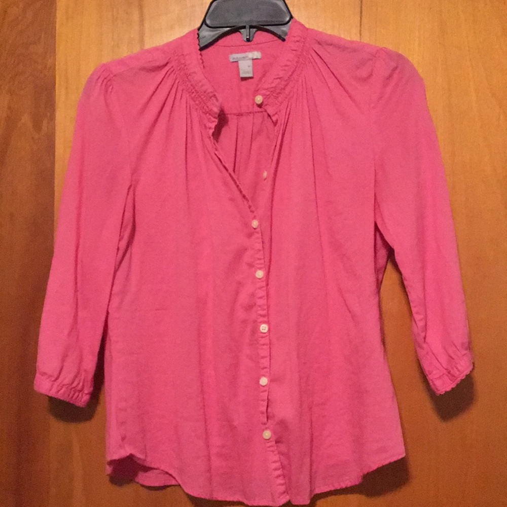 Old Navy Button down top with scalloped detail